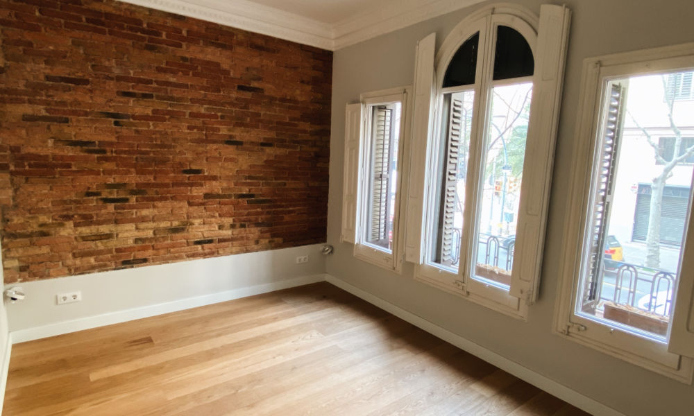 habitación Otra de las habitaciones con varias ventanas muy luminosa.